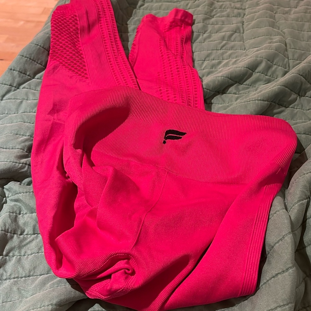 Fabletics hot pink leggings